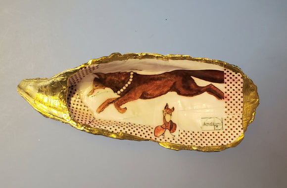 Oyster Shell Trinket Dish with Gilded Edge - Vixen Racer Wearing Pearls Design