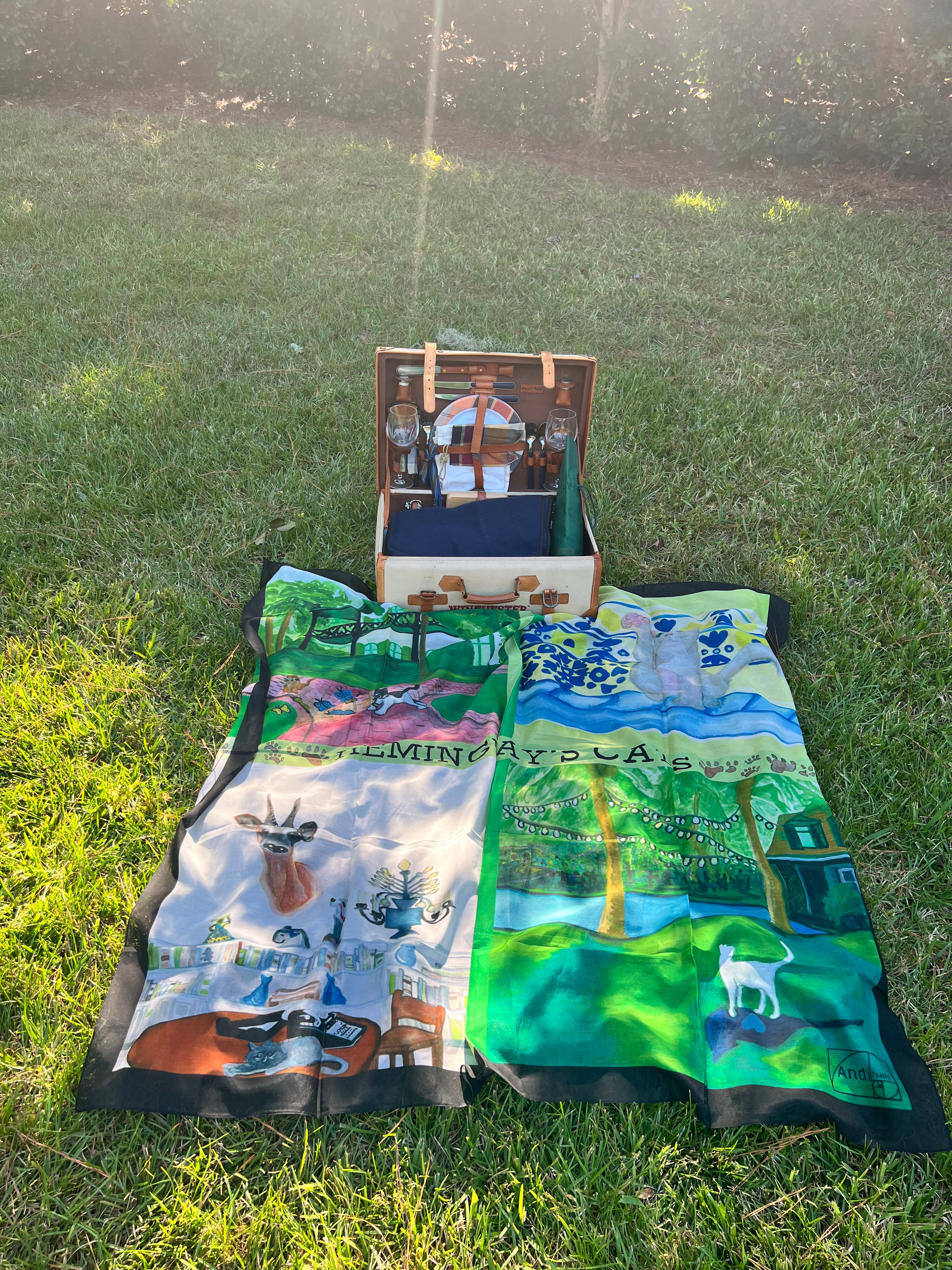 53 x 53 inch square 70% Organic Cotton, 30% Silk Hemingway Polydactyl Cats